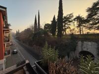 Arena a piedi, 3 camere, 2 bagni & parking - B&B Verona