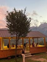 Mountain Vista Guesthouse Shkafi - B&B Scutari