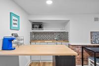 Liberty Retreat, King Beds, Close to KC, FIFA 2026 - Bed and Breakfast Liberty