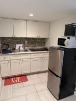 Honey Basement apartment - B&B Uniondale