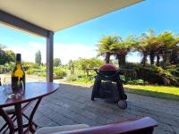 Links View Retreat - Bed and Breakfast Omokoroa