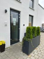 Compact single Room with Shared Bathroom ideal for travelers - Ferienwohnung Dingolfing