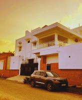 Villa De Paradise Near paradise beach and Mangroove Boating - Chambres d’hôtes Vīrāmpatnam