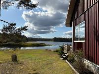 Åker Lilläng Strandstugan - B&B Åker