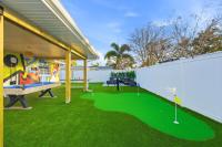 Heated Pool • Games • Fire Pit • BBQ • Sleeps 12 - Chambres d'hôtes Bradenton