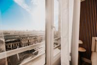 Bright 2-Bedroom Duplex Apartment near Gare Saint-Jean with Parking - Chambres d'hôtes Bordeaux