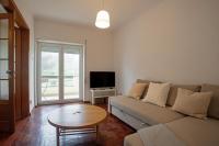 Central Cascais 1BDR With Balcony Near The Beach - Ferienwohnung Cascais