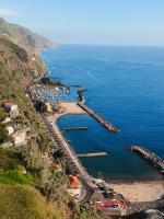 Golden Sun Refugio - B&B Estreito da Calheta