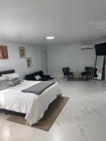 Beautiful 1 bedroom Studio located in Miramar - B&B Miramar