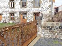 Loge à SANSSAC - Chambres d'hôtes Sanssac-l'Église