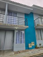 Casa Familiar con Vista a las Montañas A Minutos del Centro de Armenia - Ferienwohnung Armenien