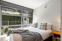 Luxury in Downtown Queenstown - Bed and Breakfast Queenstown