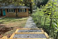 Walkable, 2 King En-Suites, Game Room, EV Charger! - B&B Stone Mountain