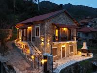 Chalet 1932 Boutique Mountain Chalet με Ιδιωτικό Hot Tub & Τζάκι - Chambres d’hôtes Kalávryta