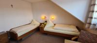 Doppelzimmer Bergblick mit 2 Einzelbetten - Pension Hauber - B&B Herrischried
