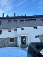 Appartement Cosy avec Vue Montagne, Balcon & Parking Gratuit - Chambres d'hôtes Font-Romeu