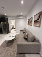 Urban Homes at Loxwood - B&B Accra