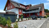 Heimbi Home No 2 I 4-5 Personen I Familienfreundlich I Balkon I Nähe EuropaPark I Parkplatz I E Ladestation - Chambres d'hôtes Schwanau