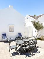 Raga Rocks - B&B Stompneusbaai