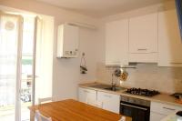 Rosi's Apartment - B&B Levanto