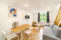 Cozy Getaway near Lyon 4 people - B&B La Mulatière