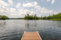 Au pied de la montagne à Chute-Saint-Philippe - Ferienwohnung Lac-Saint-Paul