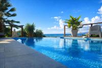 Villa de Luxe Perlane Bay vue mer piscine chauffée - B&B Les Trois-Îlets