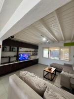 City Bell La plata Casa con pileta 13 personas - B&B City Bell