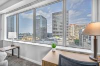 Luxury High-rise Condo w/ Views! Heart of Downtown - Chambres d'hôtes Cleveland