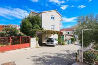 Apartments with parking space Grebastica, Sibenik - 24821 - B&B Grebaštica