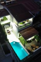 Seaside family friendly house with a swimming pool Rogoznica - 25216 - B&B Rogoznica
