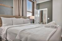 Gorgeous Downtown Flat| Parking•Gym•Security - B&B Cleveland