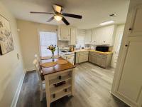 Close-to-Everything Midtown Cottage - B&B Hattiesburg