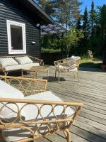 Cozy And Colourful Holiday Home In Skovgårde - B&B Allingåbro
