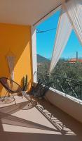 Το σπίτι της μέλισσας 1 - Bed and Breakfast Tyrós