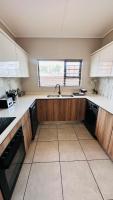 Munyaka Luxe 4 mins away from Mall of Africa - Chambres d’hôtes Midrand