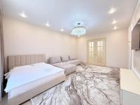 Элегантные апартаменты в ЖК Эстэт рядом с ТРЦ Мега Молл - Chambres d'hôtes Almaty