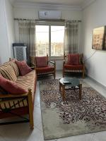 Bright apartment with sea and airport views Mubarak 2 - B&B Hurgada