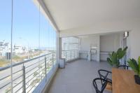 Modern 3-Bedroom Apartment in Bona View Big Bay - B&B Cape Town