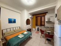 Monolocale Agesidamo - B&B Locri