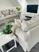 Beachfront Retreat - B&B Falmouth