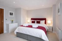 Roomspace Serviced Apartments - Trinity House - B&B Reigate