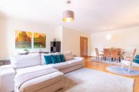 Comfortable & Quiet 3BR near Metro by LovelyStay - B&B Porto