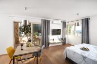 Estudio Deluxe con cama grande