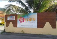 Location saisonnière dans résidence avec piscine 2 - Bed and Breakfast Les Trois-Îlets