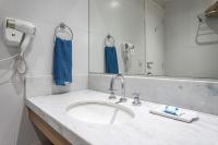 Suite Lit Queen-Size - Vue sur Piscine