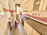 TRILO ANTONIO ampio appartamento in centro a Numana - B&B Numana
