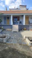 Bee Hive's Country House - Ferienwohnung Kypséli