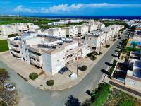 AquaSol Suite Modern 2BR with Shared Pool - Bed and Breakfast Protaras