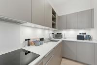 Modern 1BED Central Birmingham Apartment w Parking - Chambres d'hôtes Birmingham
